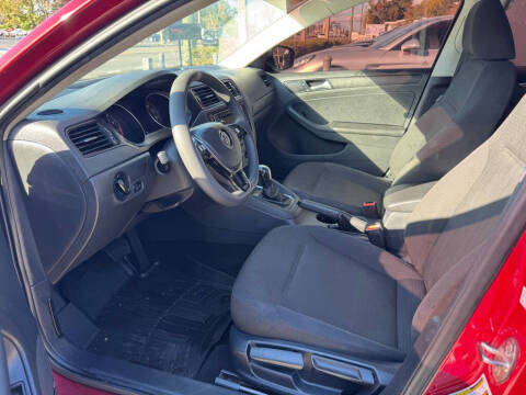 2016 Volkswagen Jetta