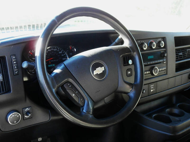 2009 Chevrolet Express LS 3500