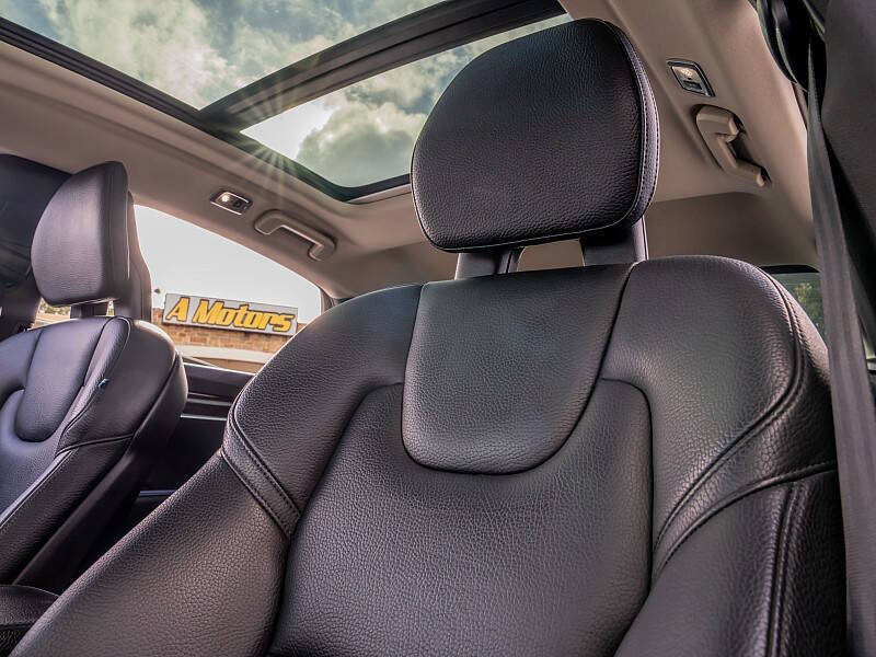 2018 Volvo S90 T5 Momentum