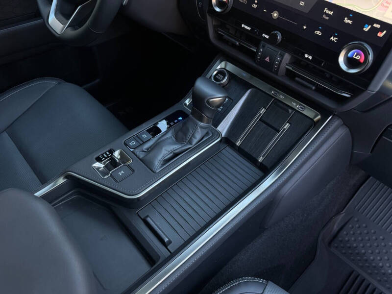 2025 Lexus GX 550 Luxury+