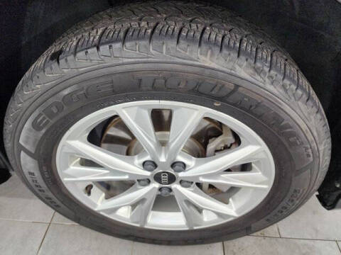 2023 Audi Q3 quattro S line Premium 45 TFSI