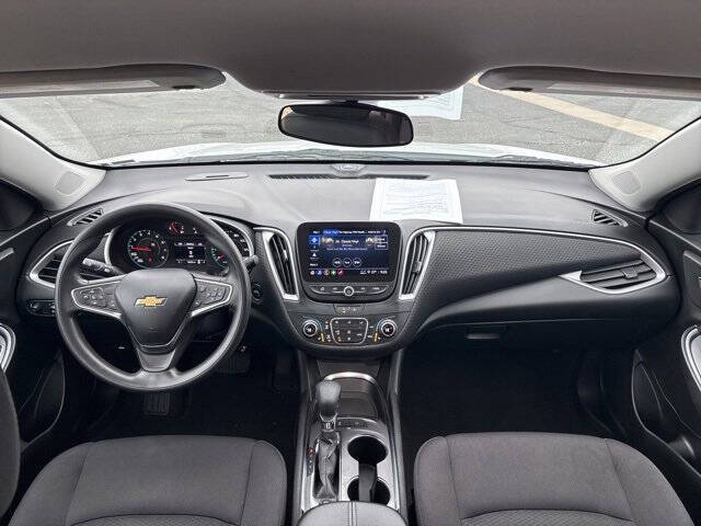 2025 Chevrolet Malibu LT