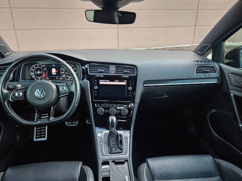 2019 Volkswagen Golf R 4Motion