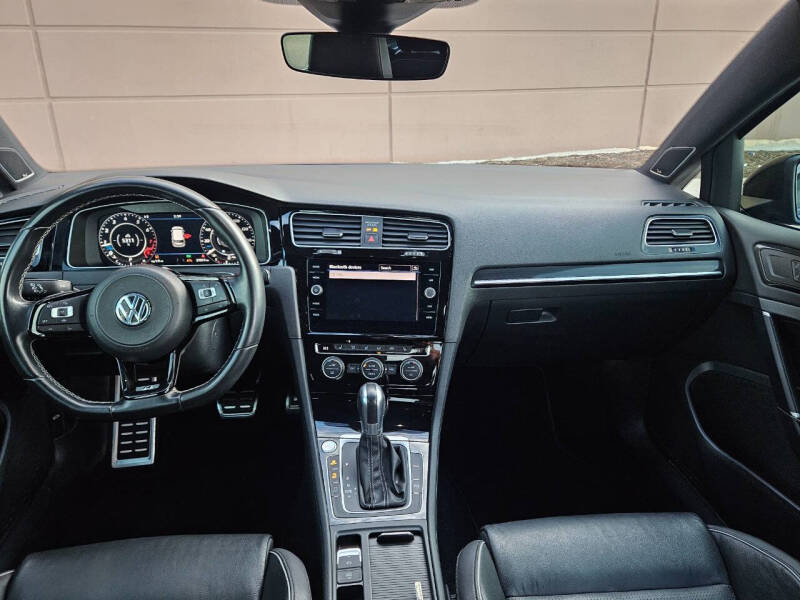 2019 Volkswagen Golf R 4Motion