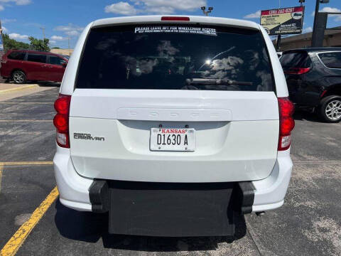 2017 Dodge Caravan