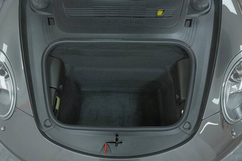 2014 Porsche 911 Carrera 4S