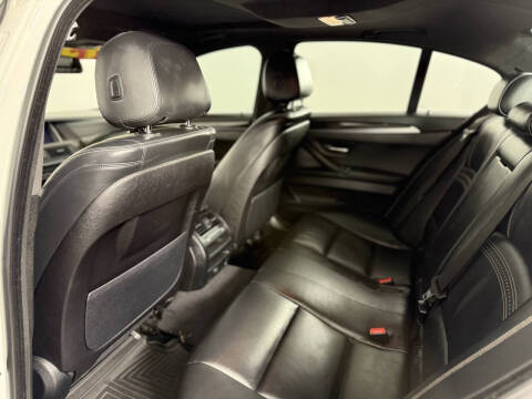 2016 BMW 5 Series 528i xDrive