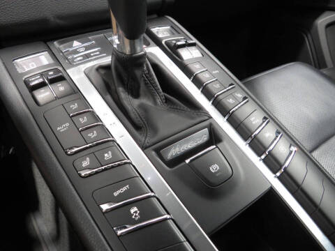 2016 Porsche Macan S
