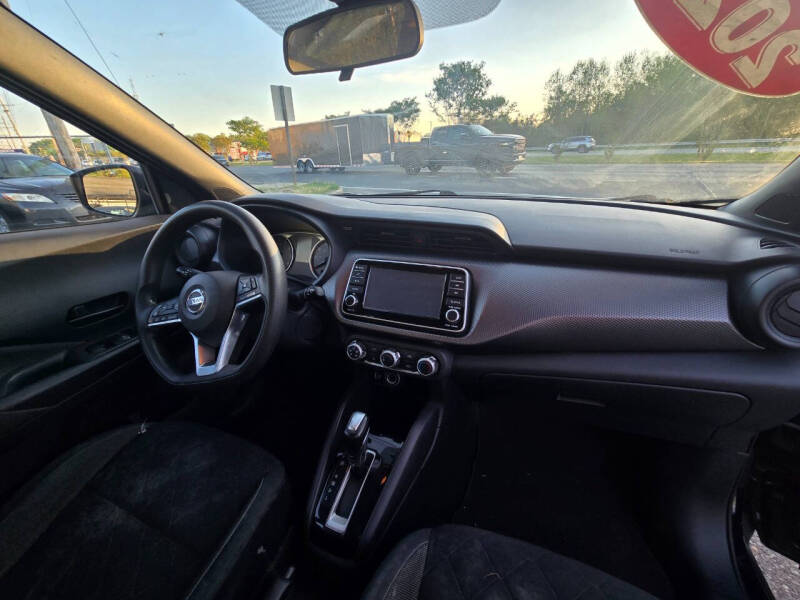 2020 Nissan Kicks S