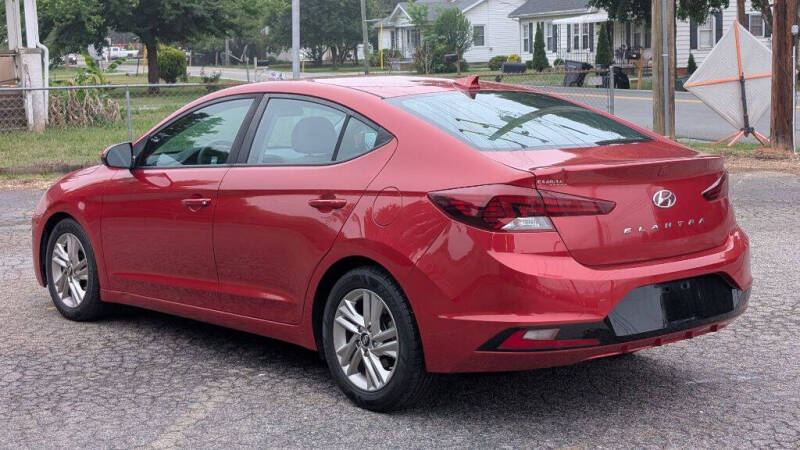 2019 Hyundai Elantra SE