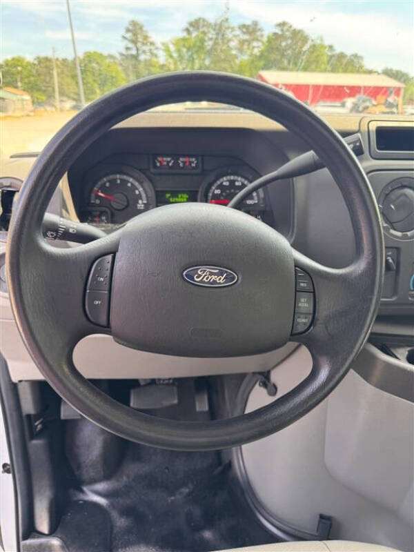 2019 Ford E-Series