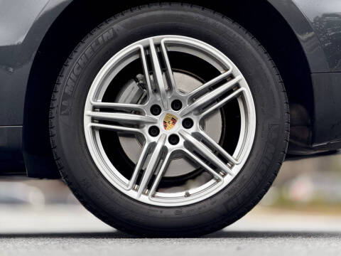 2021 Porsche Macan S