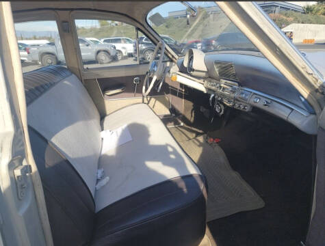 1953 Kaiser Manhattan