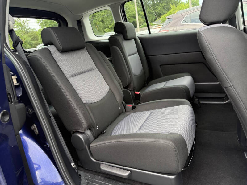 2006 Mazda MAZDA5 Sport