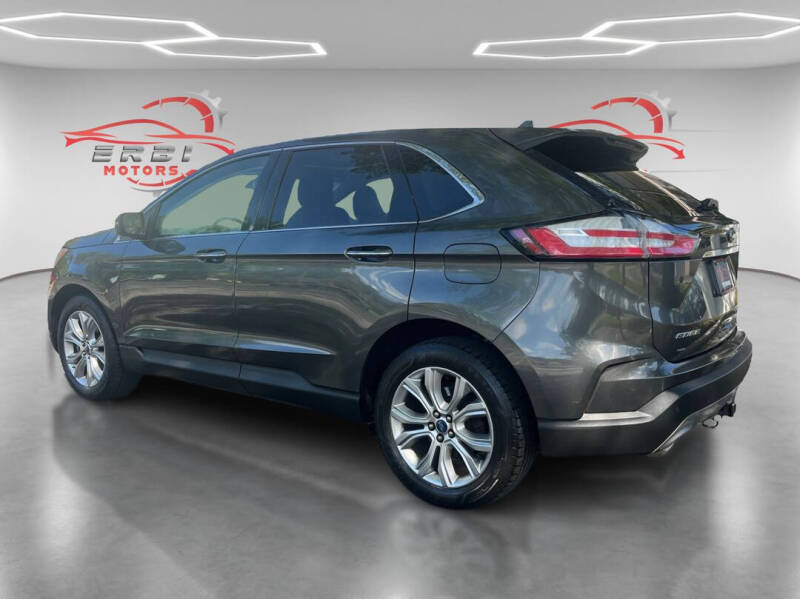 2019 Ford Edge Titanium