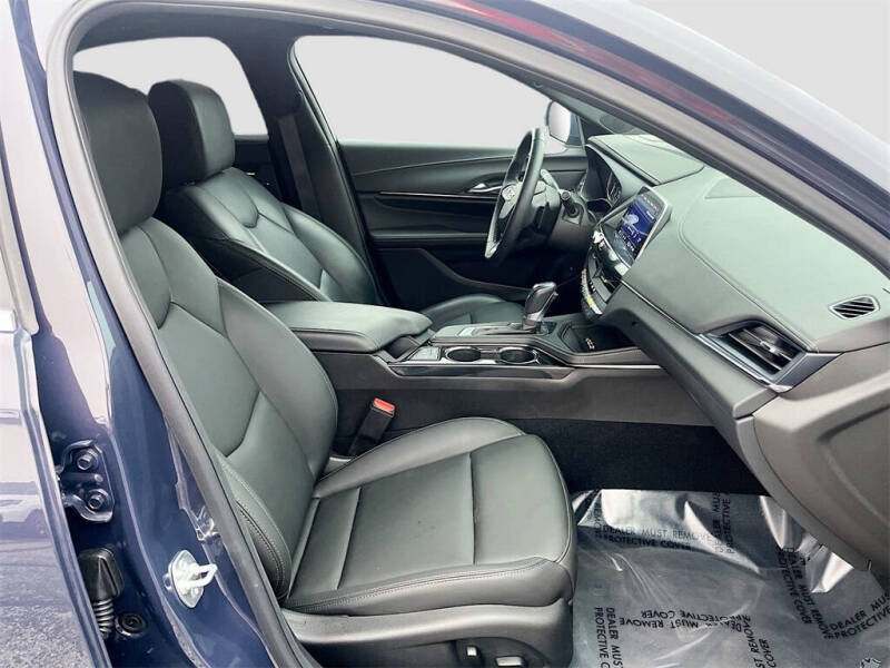 2025 Cadillac CT4 Luxury