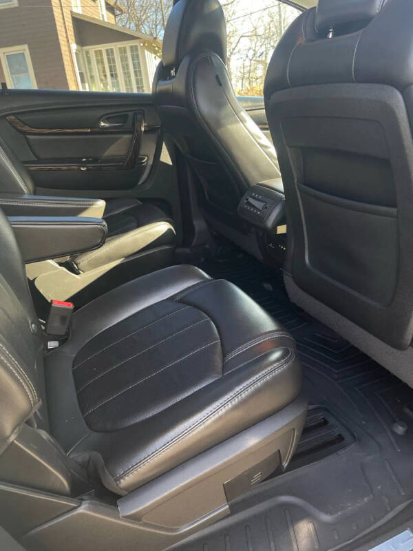 2015 GMC Acadia Denali