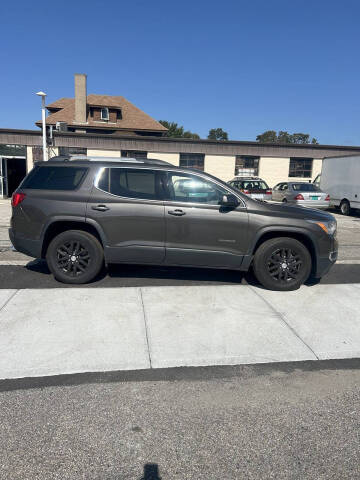 2019 GMC Acadia SLT-1