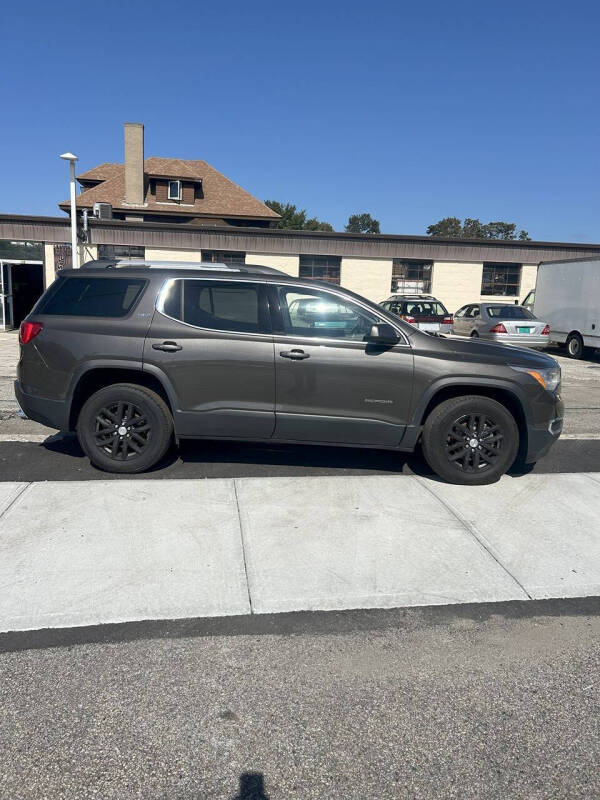 2015 GMC Acadia SLE-2