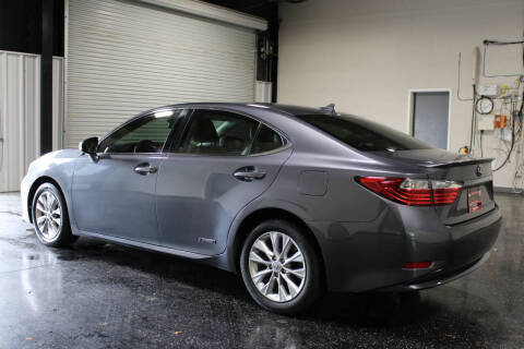 2013 Lexus ES 300h