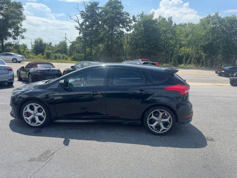 2017 Ford Focus ST