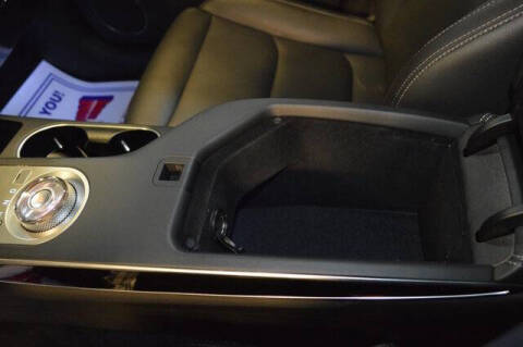 2025 Genesis GV70 2.5T Standard