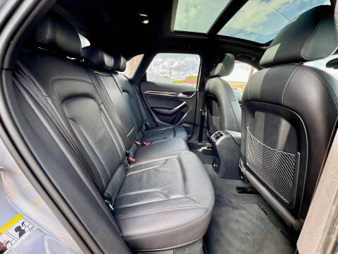 2015 Audi Q3 2.0T quattro Prestige