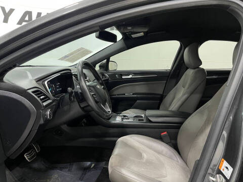 2017 Ford Fusion V6 Sport