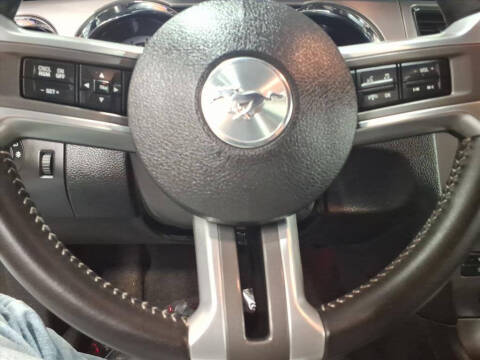 2013 Ford Mustang V6