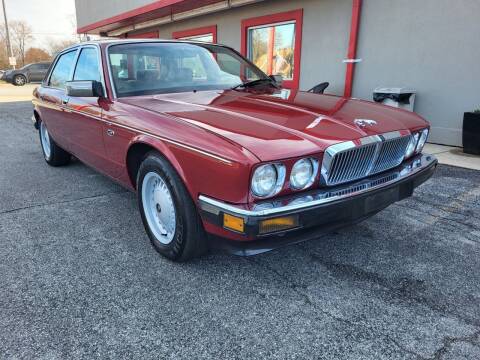 1988 Jaguar XJ-Series for sale at Richardson Sales, Service & Powersports in Highland IN