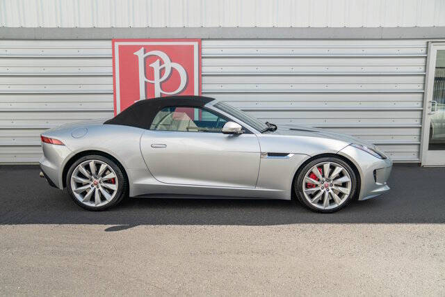 2014 Jaguar F-TYPE 47