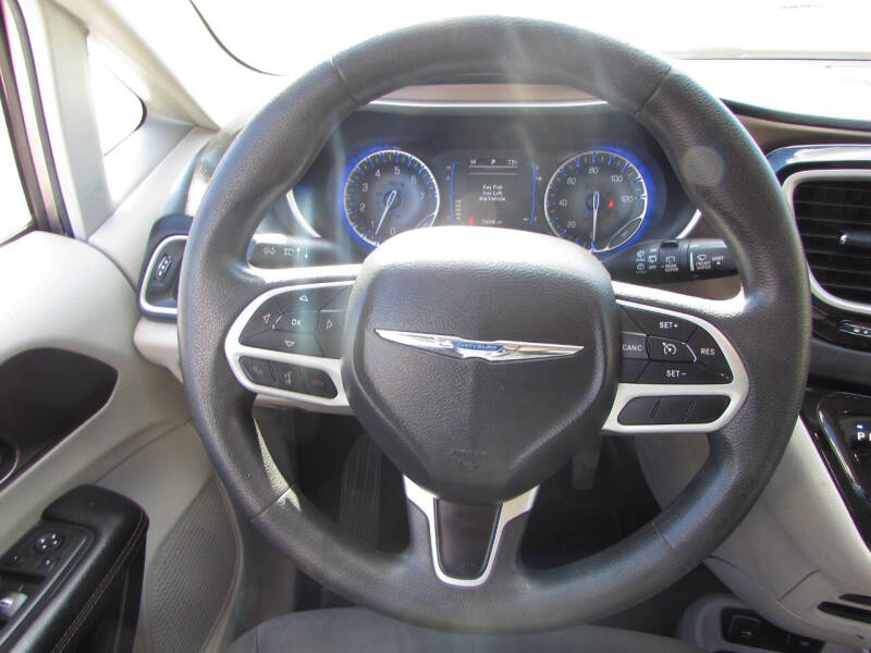 2017 Chrysler Pacifica Touring