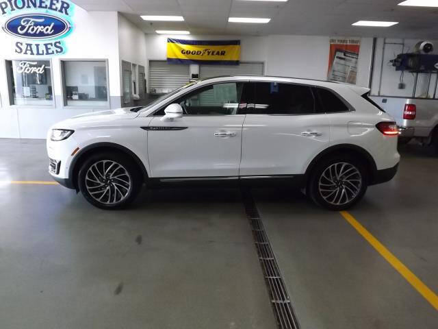 Used 2020 Lincoln Nautilus Reserve with VIN 2LMPJ8KP4LBL23829 for sale in Platteville, WI