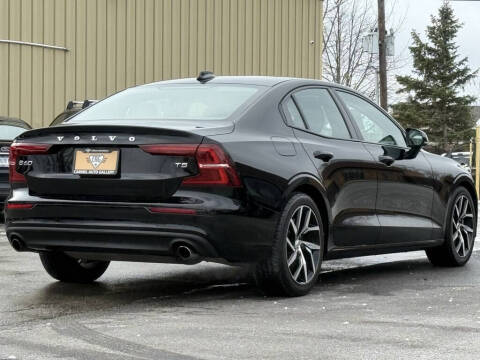 2020 Volvo S60 T5 Momentum