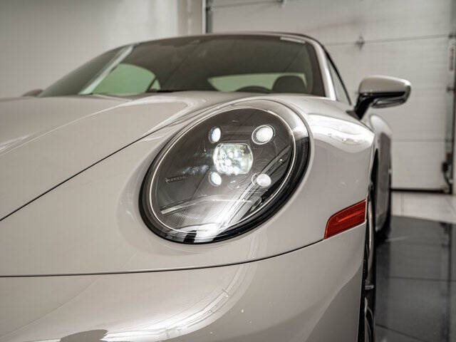 2024 Porsche 911 Carrera S