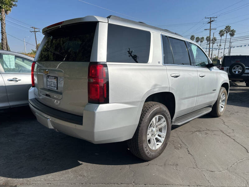 2017 Chevrolet Tahoe LT photo 6