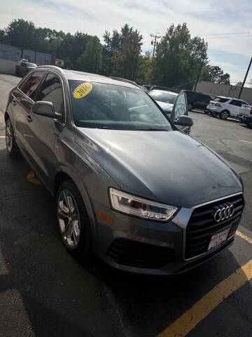 2016 Audi Q3 2.0T quattro Prestige