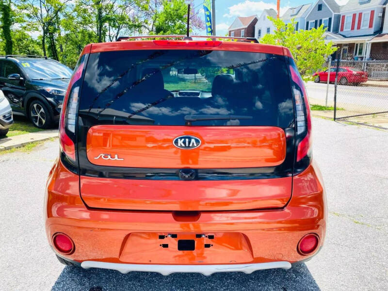 2019 Kia Soul +