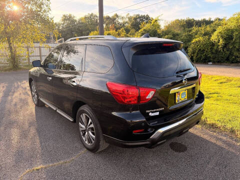 2020 Nissan Pathfinder SL