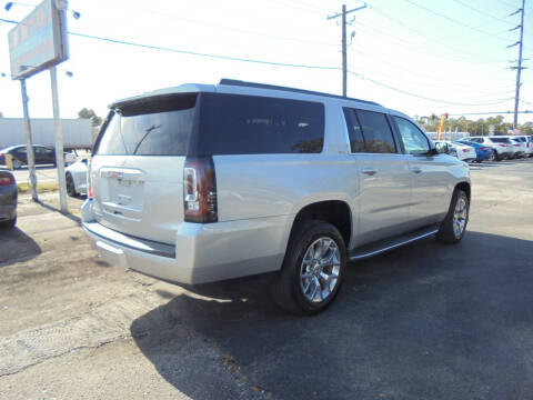 2017 GMC Yukon XL SLT