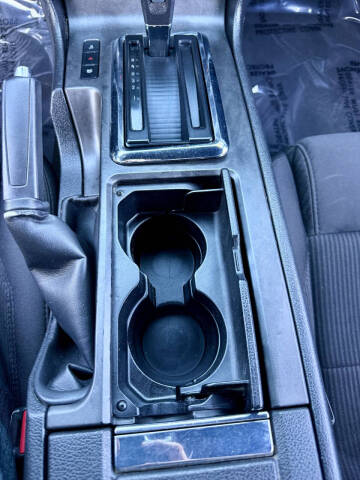 2012 Ford Mustang V6