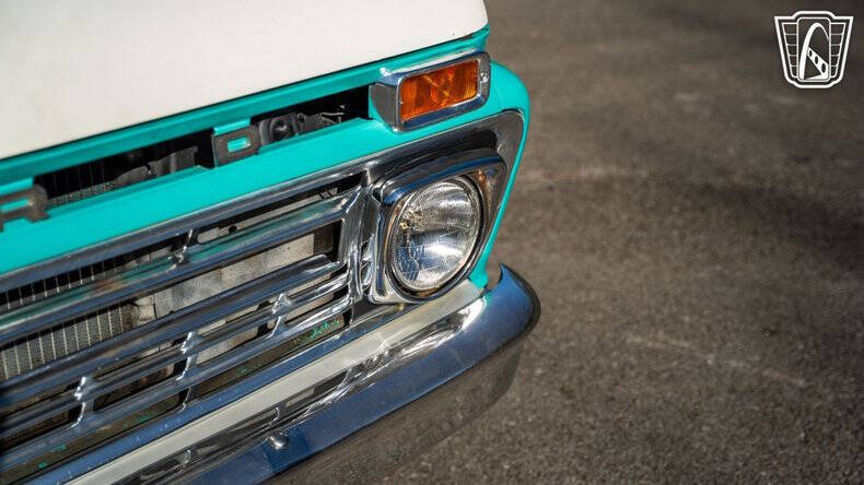1966 Ford F-100