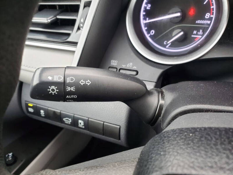 2022 Toyota Camry LE