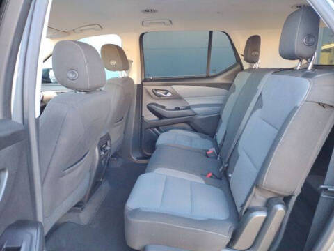 2018 Chevrolet Traverse LT Cloth