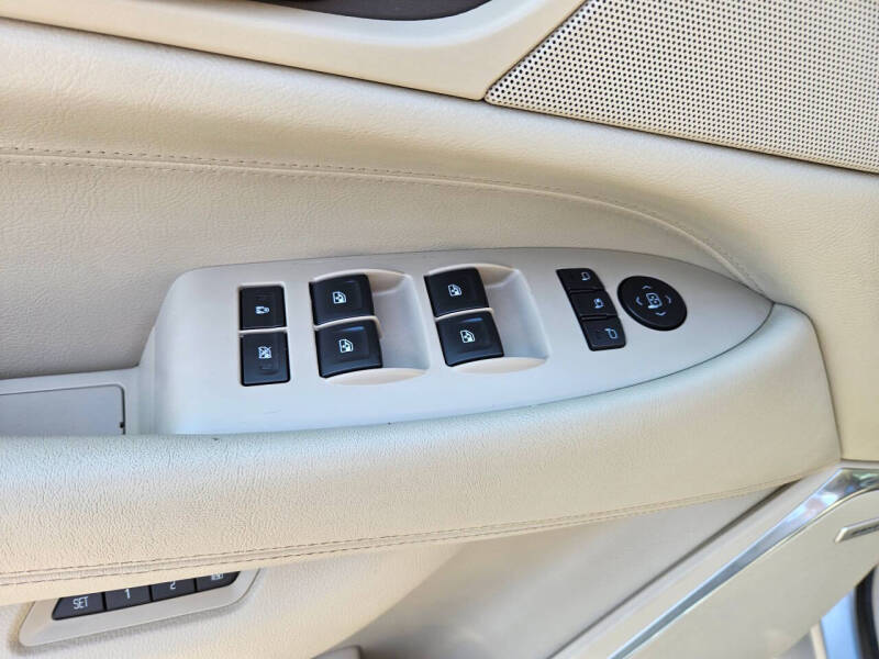 2015 Cadillac Escalade Luxury