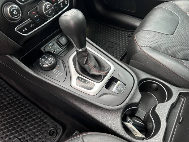 2018 Jeep Cherokee Trailhawk