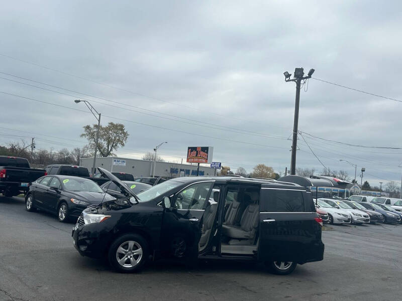 2012 Nissan Quest SV photo 24