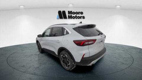 2026 Ford Escape Platinum