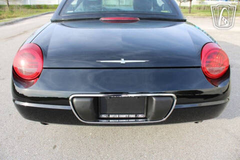 2005 Ford Thunderbird Deluxe