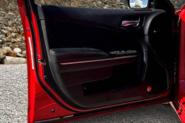 2015 Dodge Charger SXT